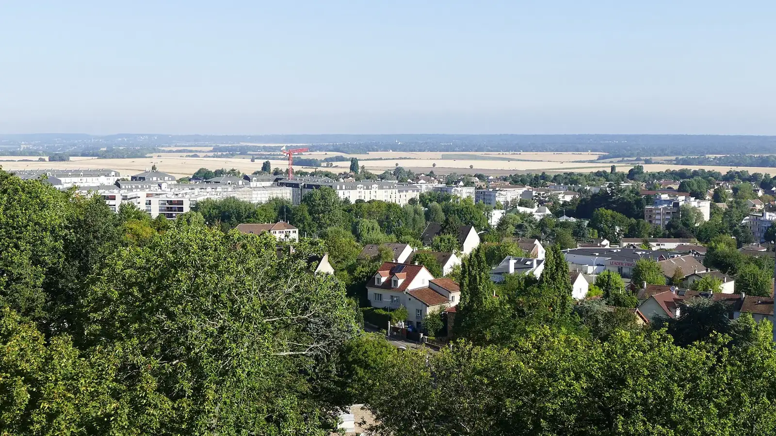 La plaine de Versailles vue depuis les hauteurs du Parc Saint-Cyr, à Fontenay-le-Fleury