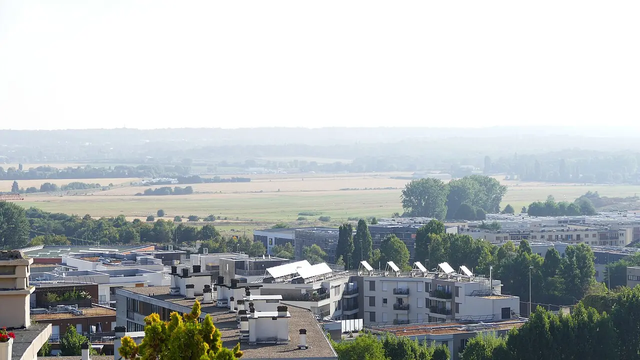 Résidences récentes en lisière de la plaine de Versailles